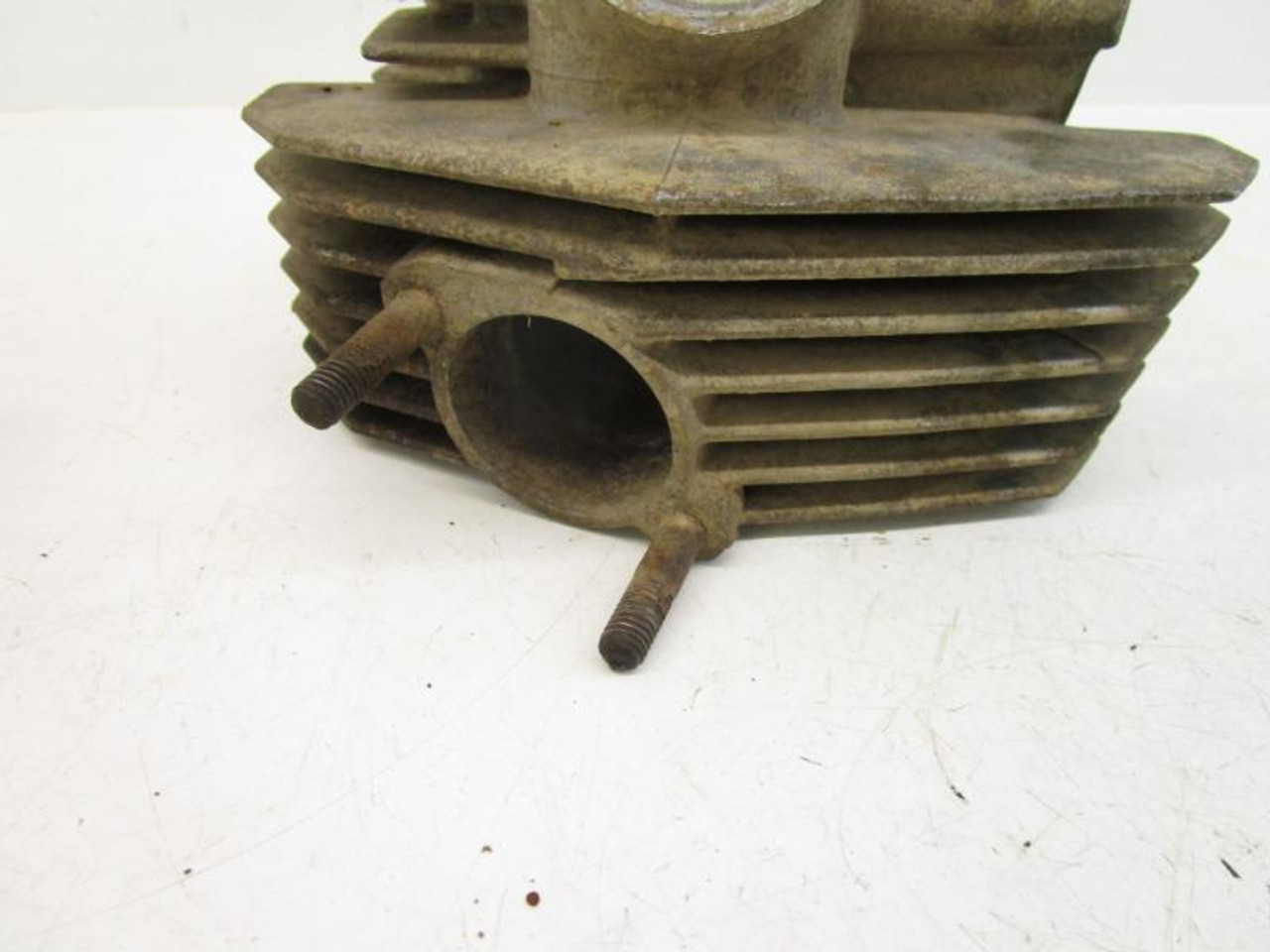 97 Kawasaki KLF 300 Bayou 4x4 Cylinder Head 11008-1292 1992